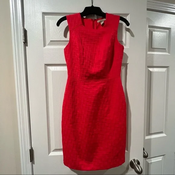 Banana Republic red dress, perfect to wear to the office - Picture 5 of 6